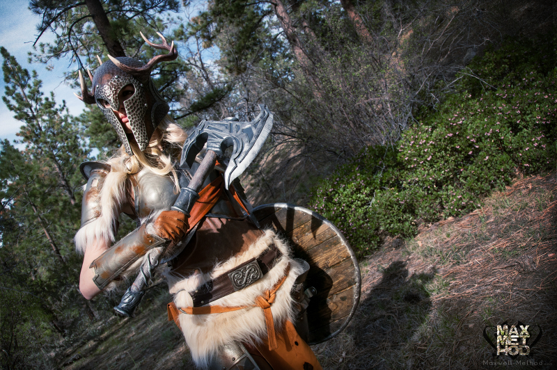 Illustration for article titled Oh Boy, This Skyrim Cosplay is Terrific